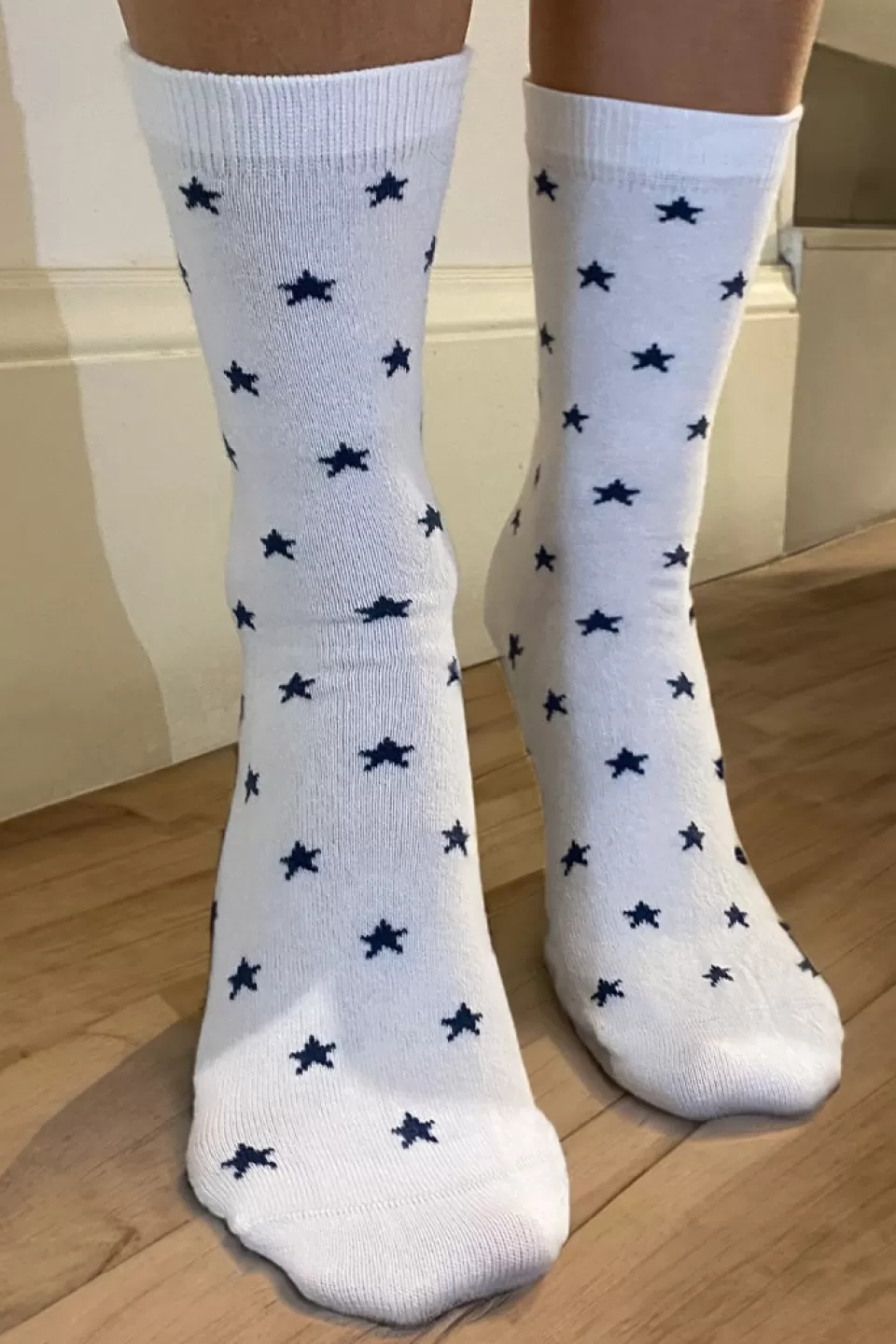 Subdued Calzini stelle all over