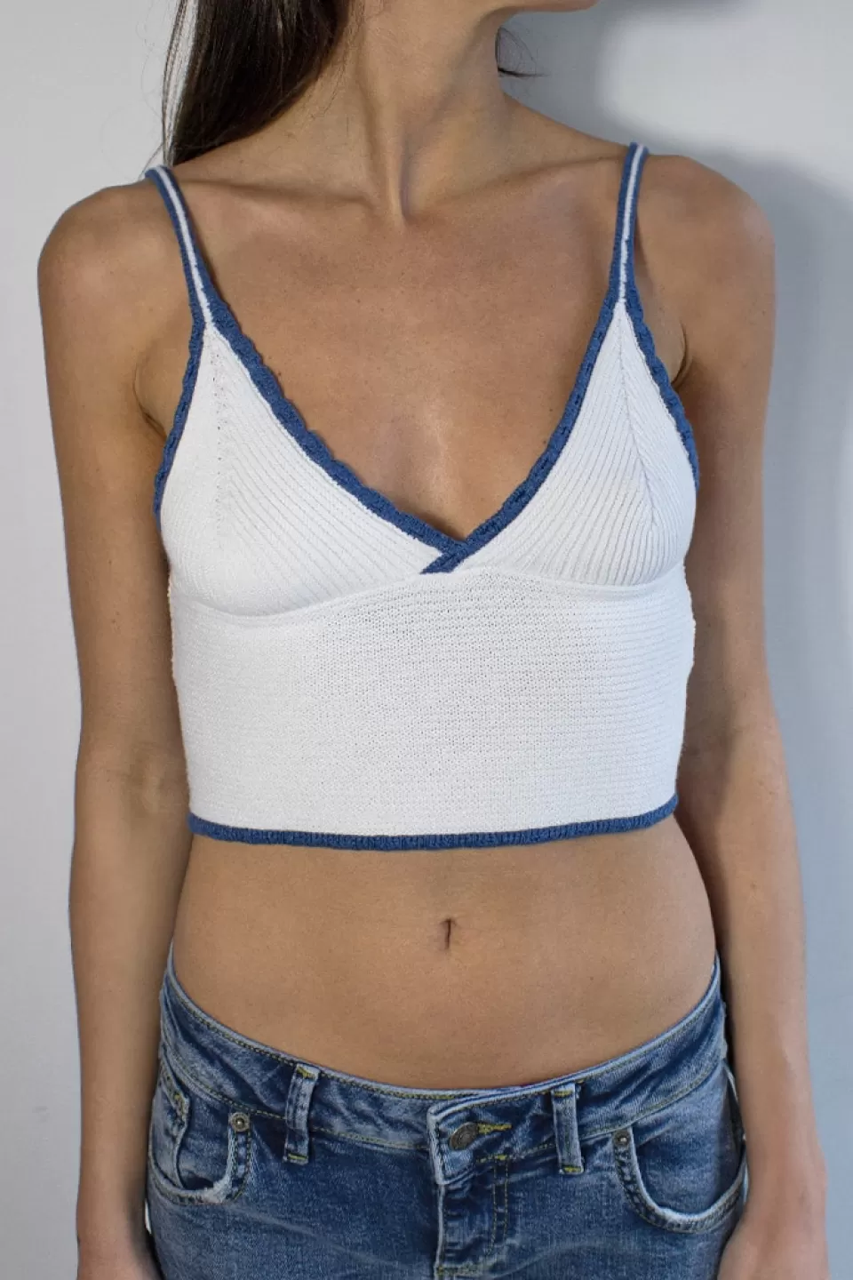 Subdued Top scollo a V