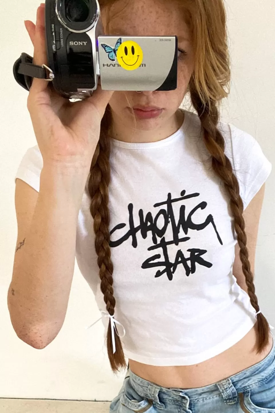 Subdued T-shirt stampata
